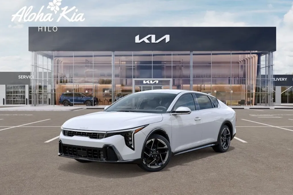 2025 Kia K4 GT-Line photo 1