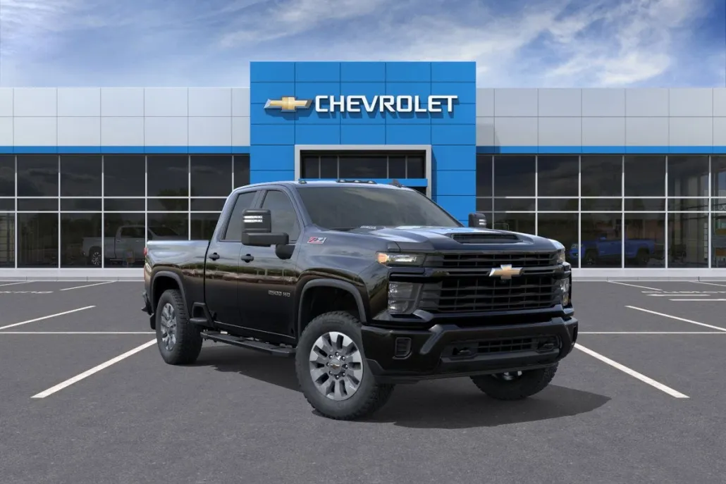 2026 Chevrolet Silverado 2500HD Custom photo 1