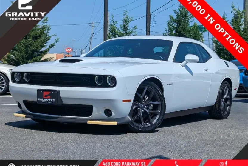 2021 Dodge Challenger R/T photo 1