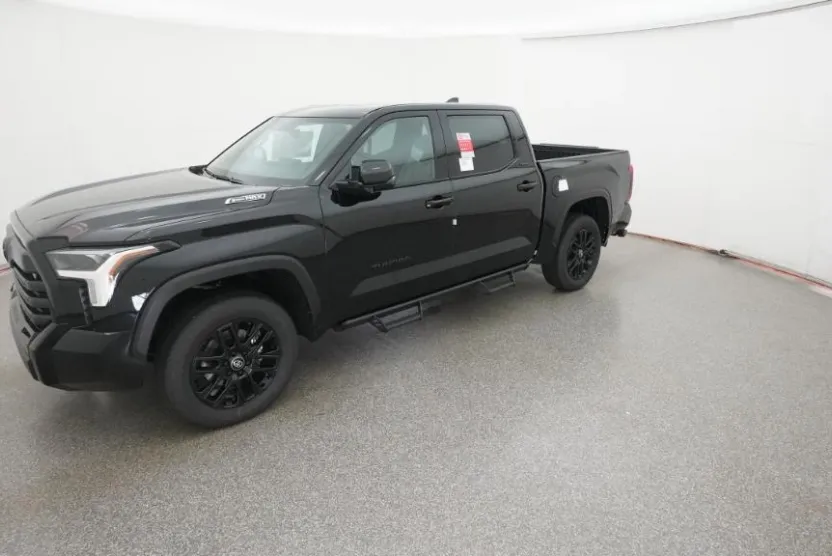 2026 Toyota Tundra Limited CrewMax photo 1