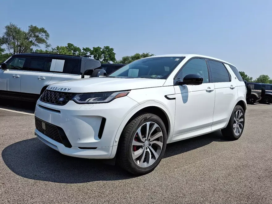 2024 Land Rover Discovery Sport S photo 1