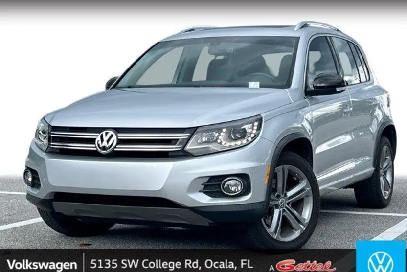 2017 Volkswagen Tiguan Sport photo 1