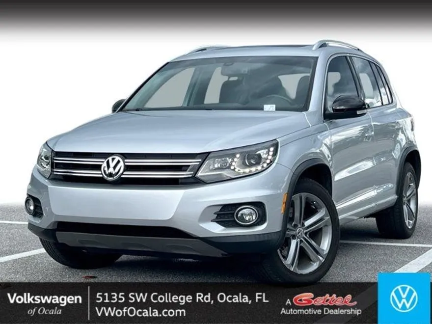 2017 Volkswagen Tiguan Sport photo 1
