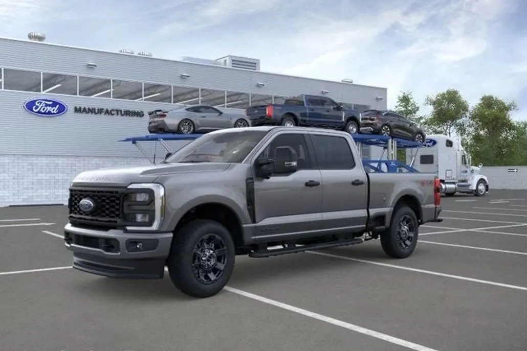 2025 Ford F-250 photo 1