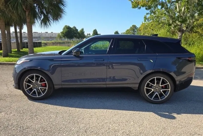 2024 Land Rover Range Rover Velar SE photo 1