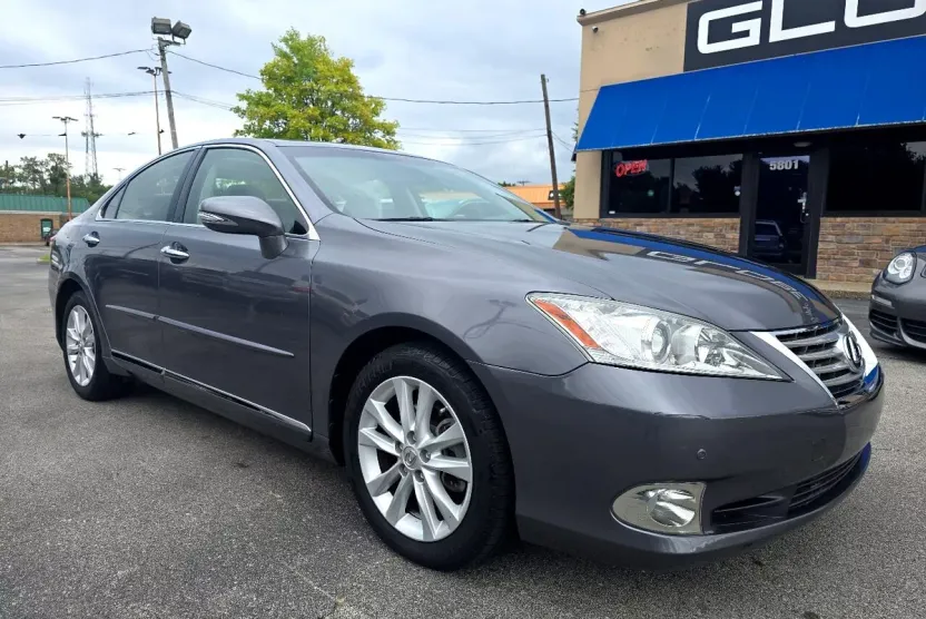 2012 Lexus ES 350 photo 1