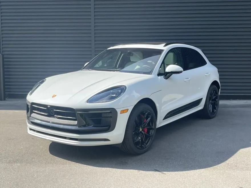 2025 Porsche Macan GTS photo 1