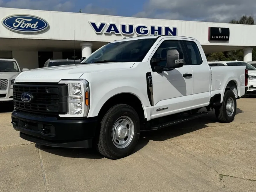 2024 Ford F-350 XL photo 1