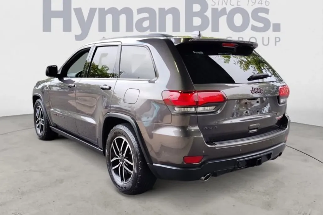 2020 Jeep Grand Cherokee Trailhawk photo 1