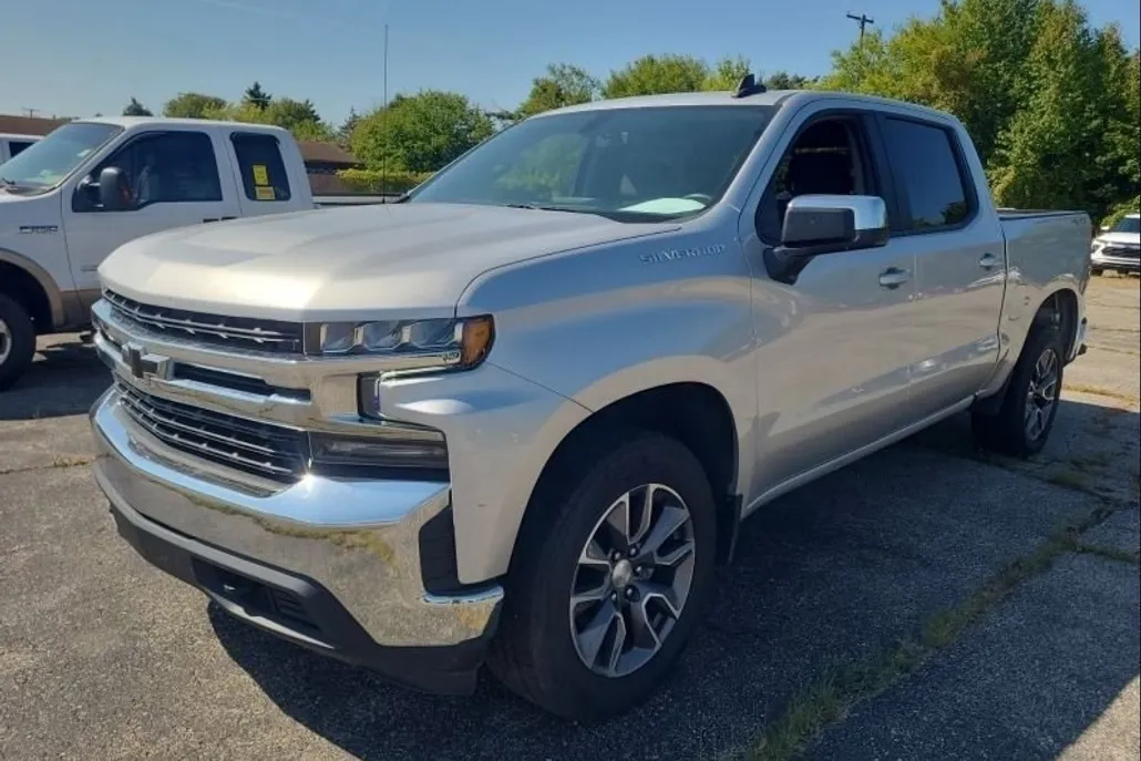 2022 Chevrolet Silverado 1500 LT photo 1