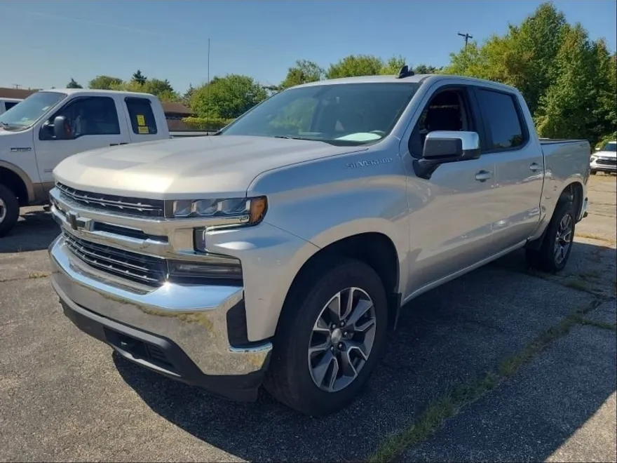 2022 Chevrolet Silverado 1500 LT photo 1