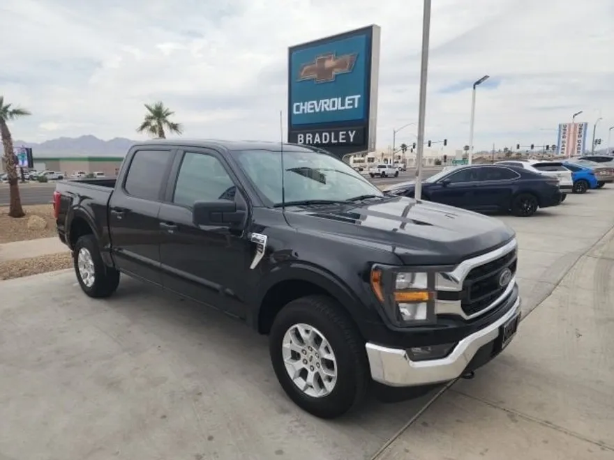 2023 Ford F-150 XL photo 1