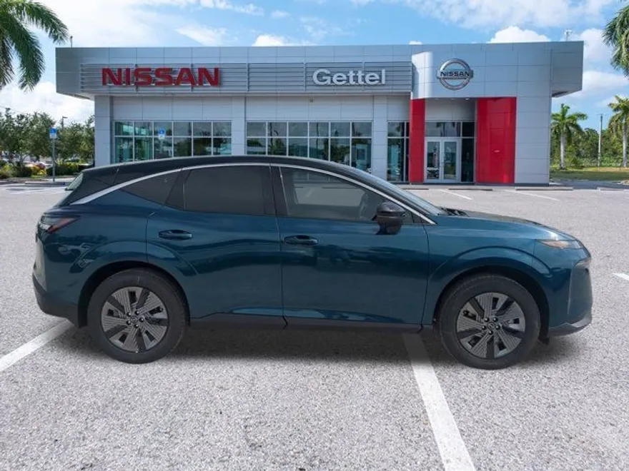 2025 Nissan Murano SL photo 1