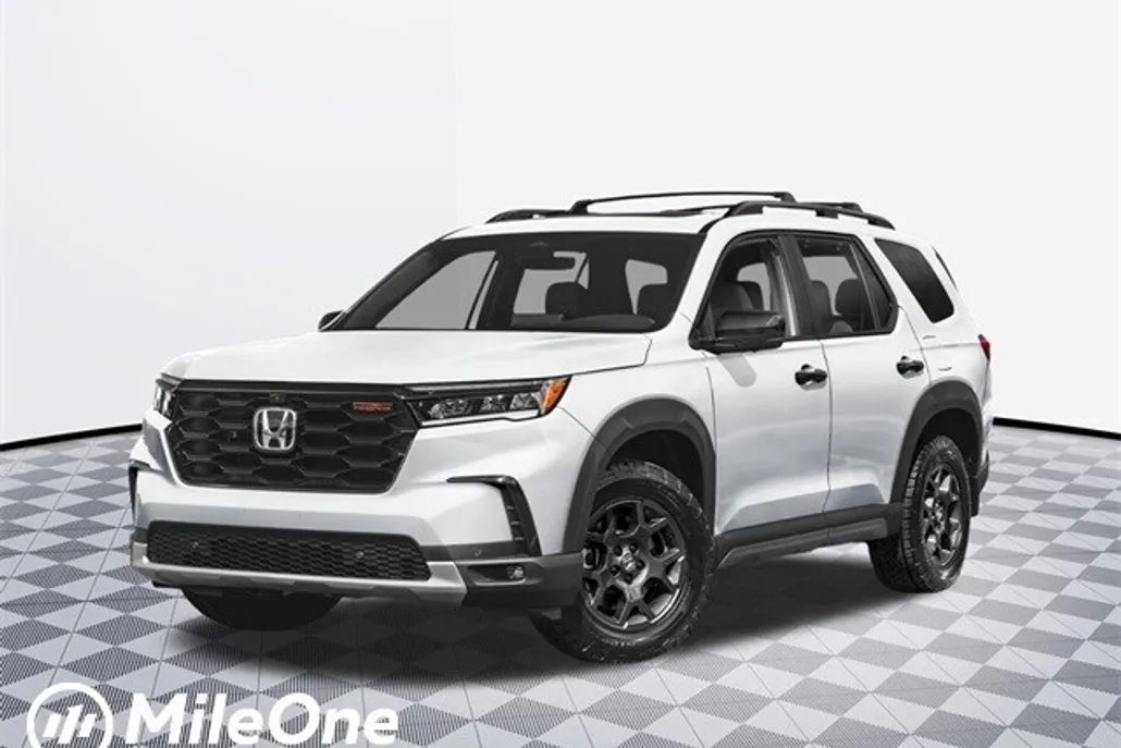 2025 Honda Pilot TrailSport photo 1