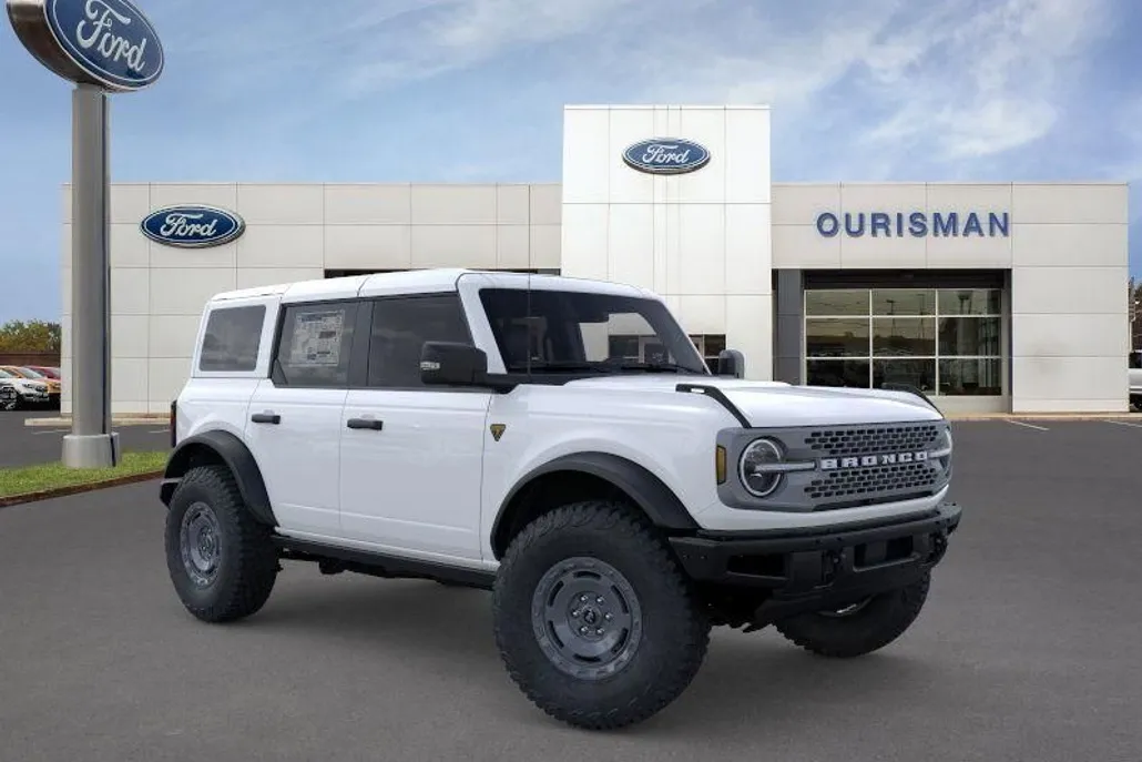 2025 Ford Bronco Badlands photo 1