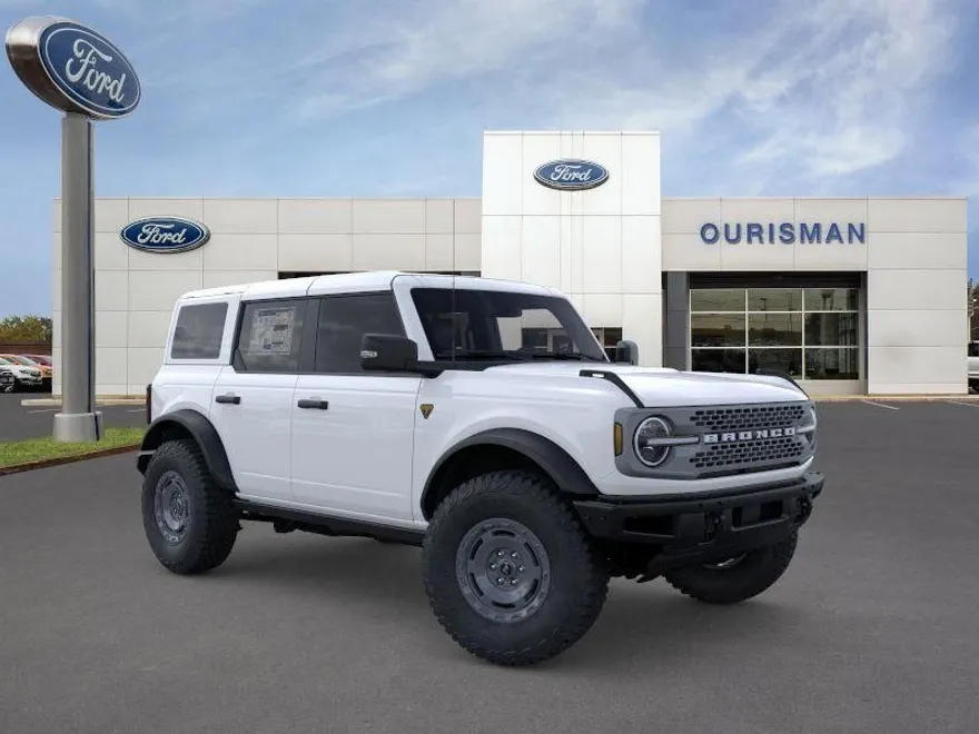 2025 Ford Bronco Badlands photo 1