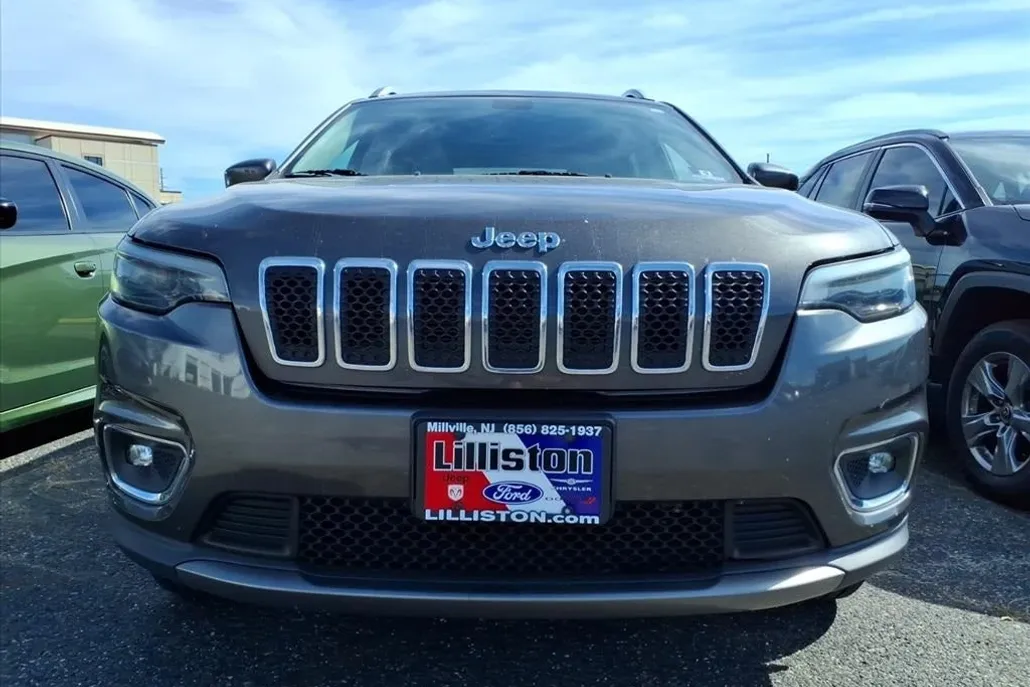 2019 Jeep Cherokee Limited photo 1
