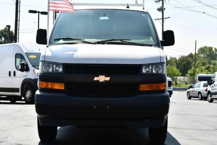 2019 Chevrolet Express Cargo Van 2500 Work photo 1