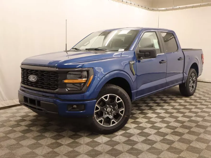 2025 Ford F-150 STX photo 1