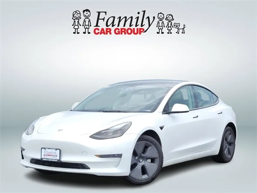 2023 Tesla Model 3 photo 1