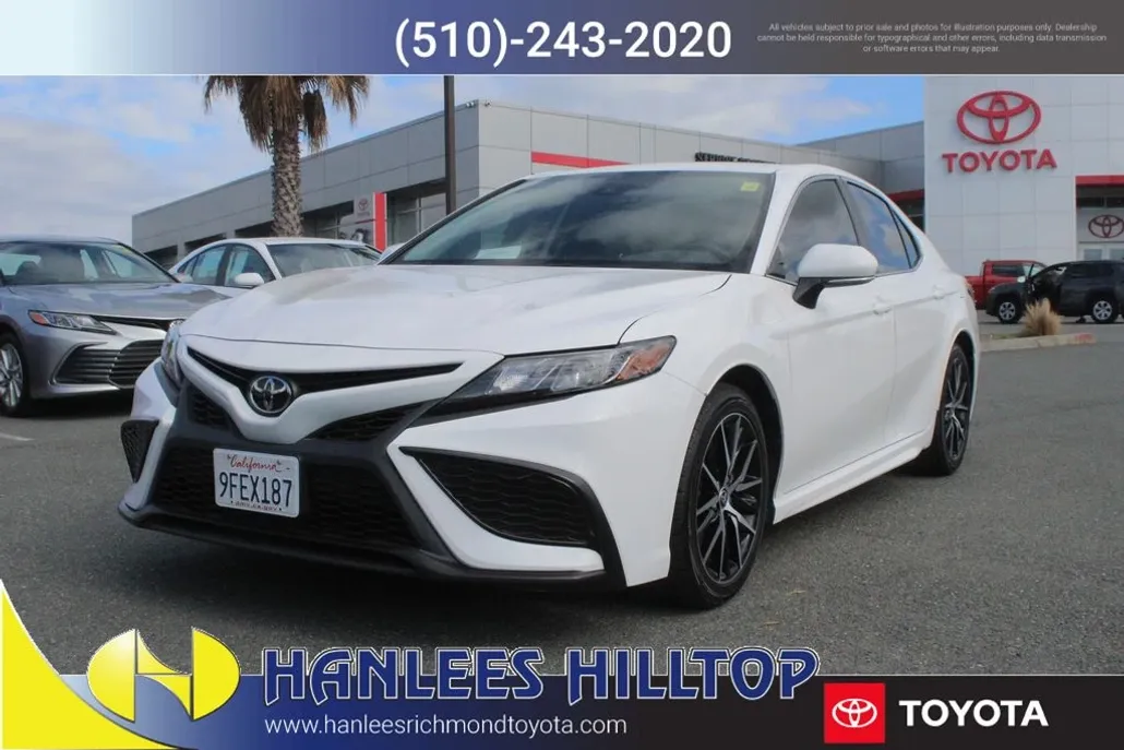 2023 Toyota Camry SE photo 1