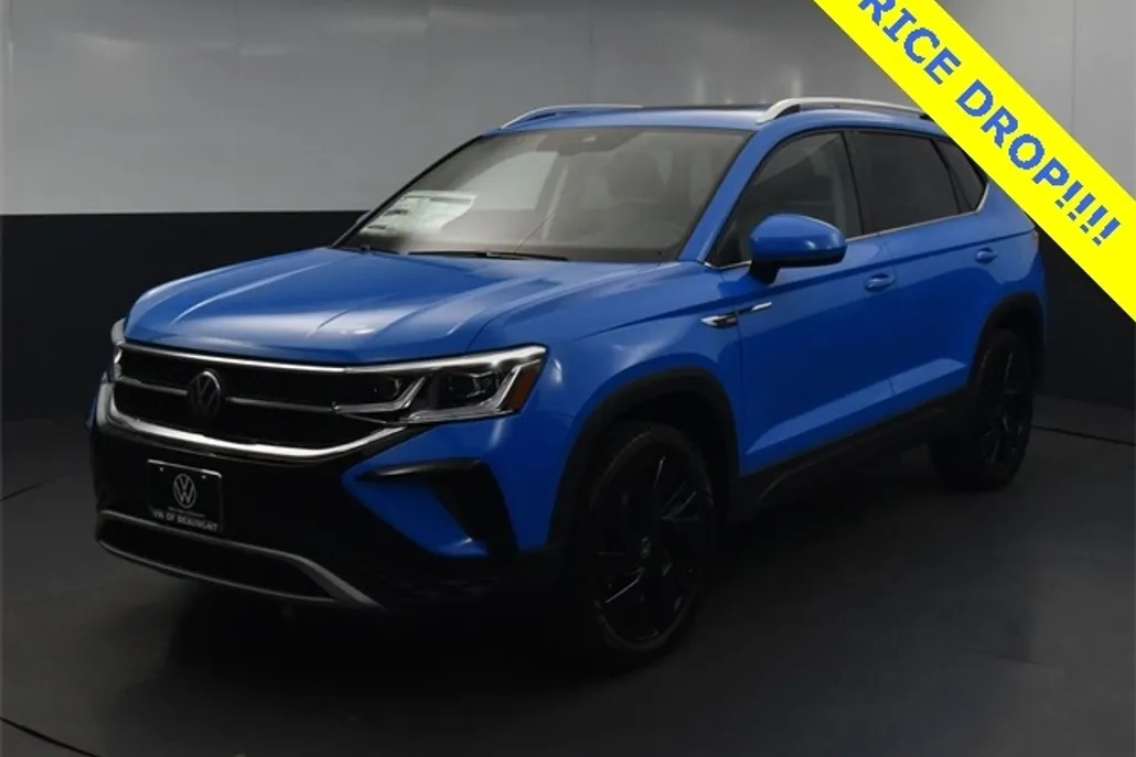 2024 Volkswagen Taos SEL photo 1