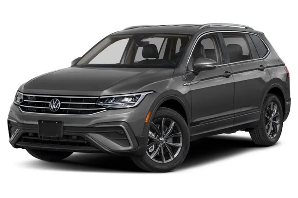 2023 Volkswagen Tiguan SE photo 1