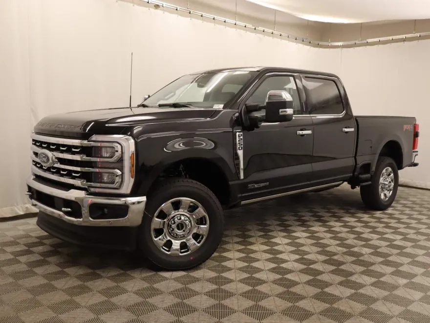 2024 Ford F-250 Lariat photo 1