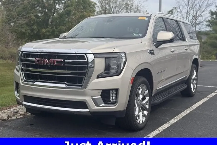 2021 Gmc Yukon XL SLT photo 1