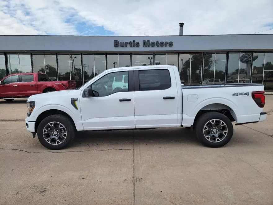 2025 Ford F-150 STX photo 1