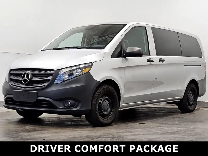 2022 Mercedes Benz Metris Passenger Van photo 1