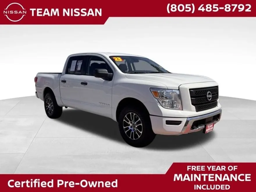 2023 Nissan Titan SV photo 1