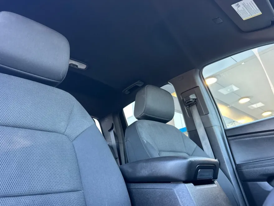 2023 Chevrolet Colorado LT photo 20