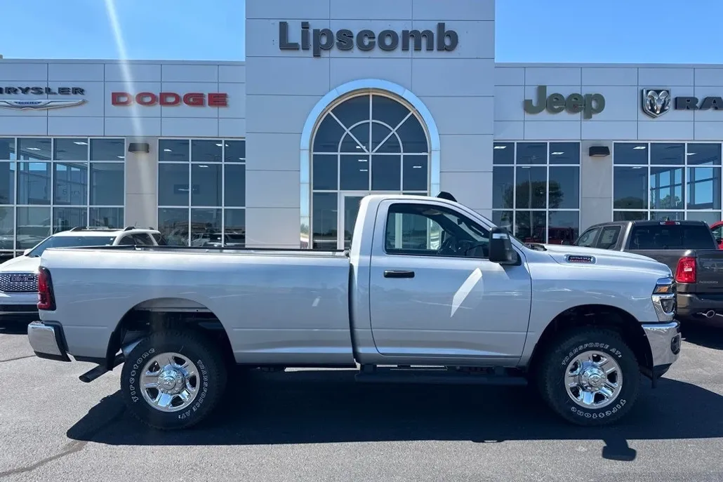 2025 Ram 2500 Tradesman photo 1