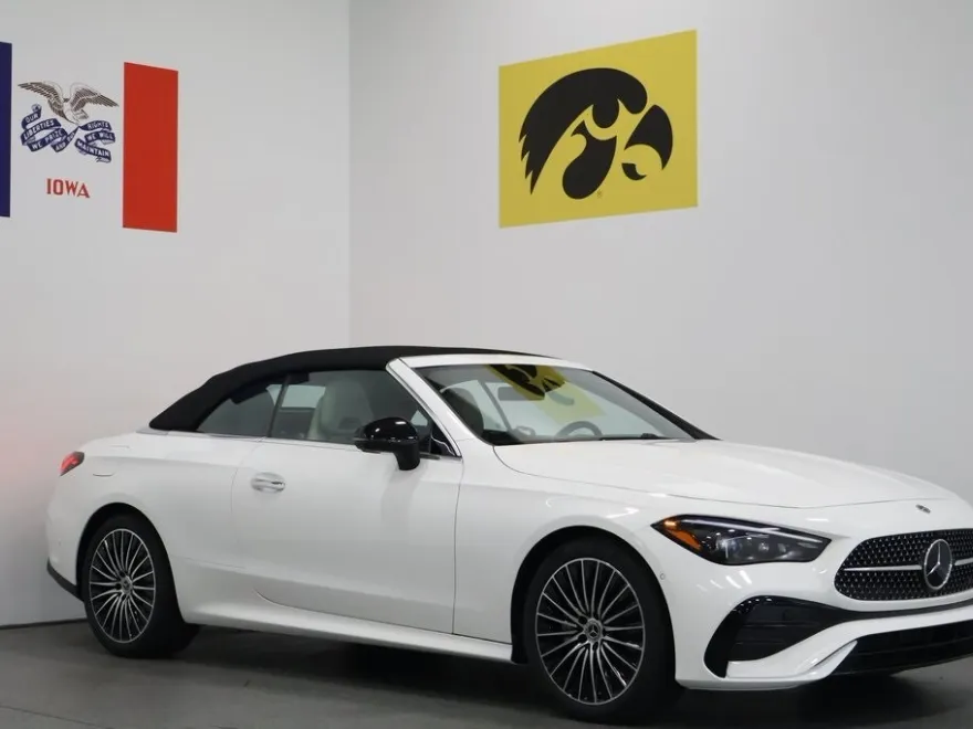 2026 Mercedes Benz CLE 300 4MATIC photo 1
