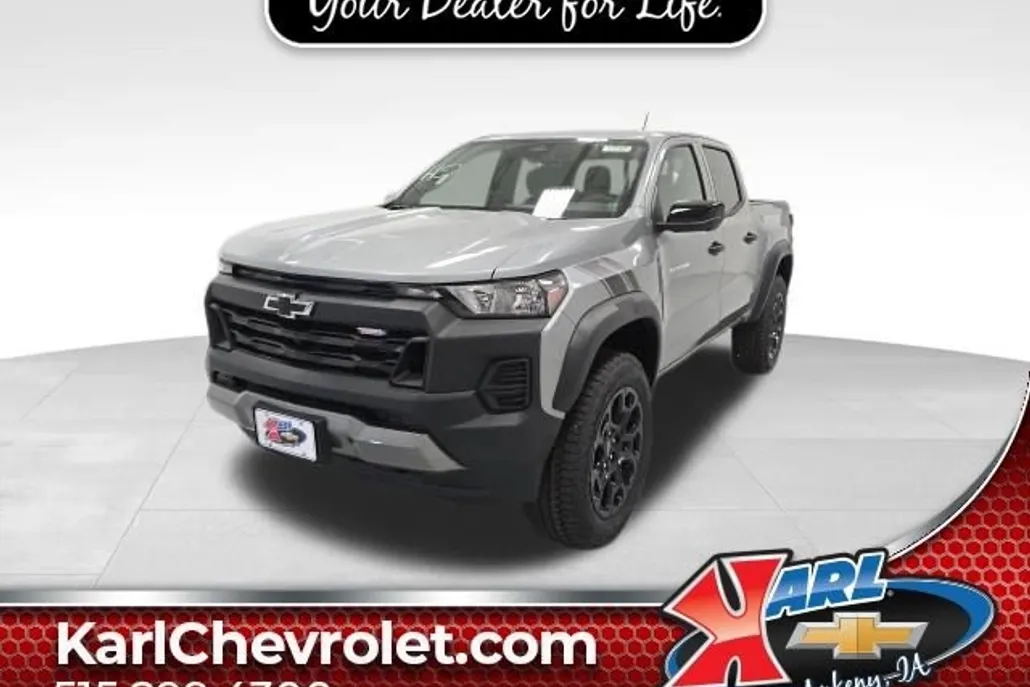 2026 Chevrolet Colorado Trail Boss photo 1