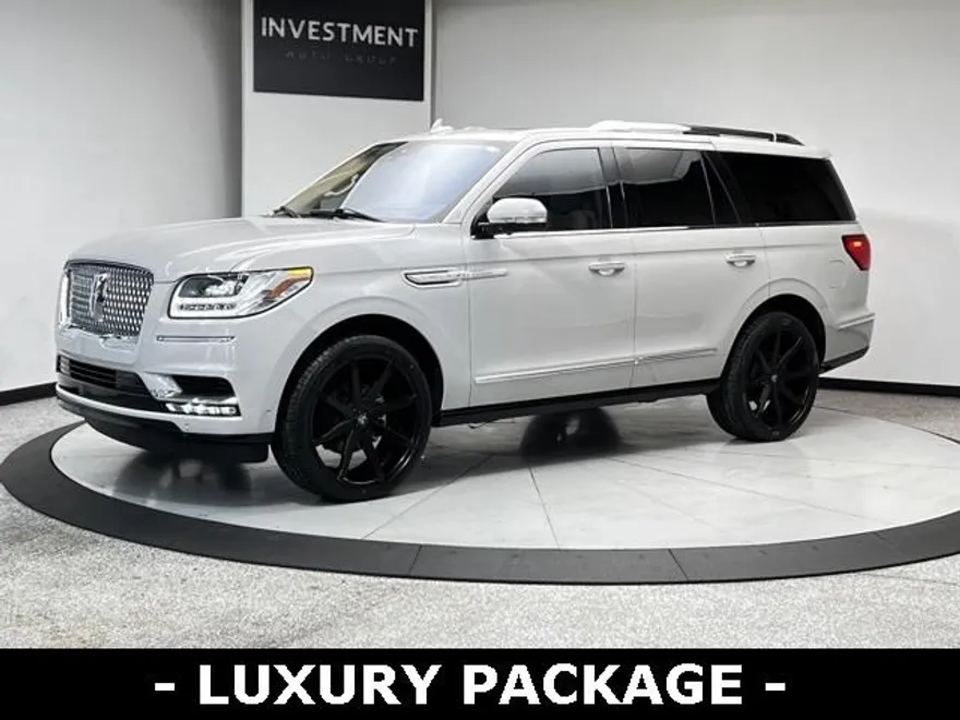 2021 Lincoln Navigator Reserve photo 1