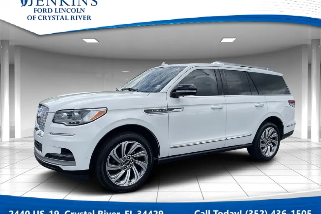 2022 Lincoln Navigator Reserve photo 1