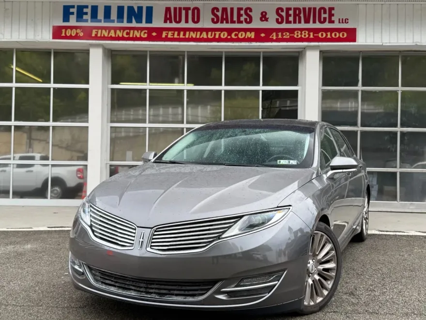 2014 Lincoln MKZ photo 1