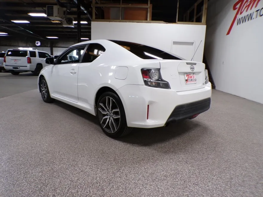 2014 Scion tC photo 1