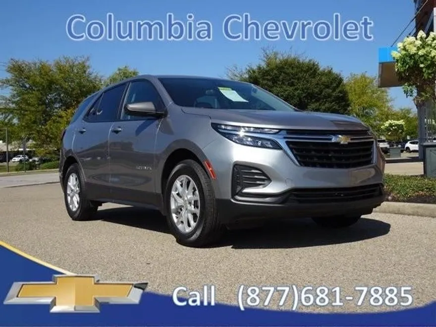 2023 Chevrolet Equinox LS photo 1