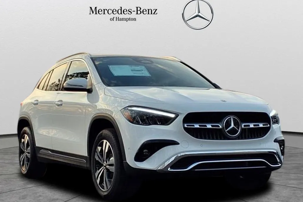 2025 Mercedes Benz GLA 250 4MATIC photo 1