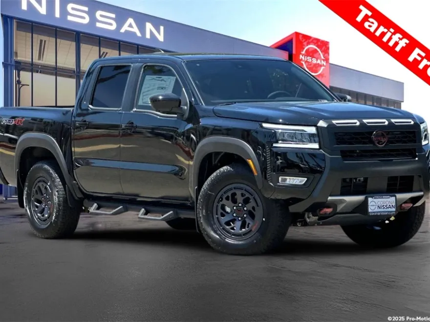 2025 Nissan Frontier PRO-4X photo 1