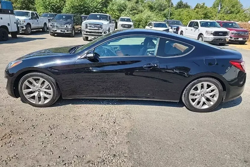 2014 Hyundai Genesis Coupe 3.8 Grand Touring photo 1