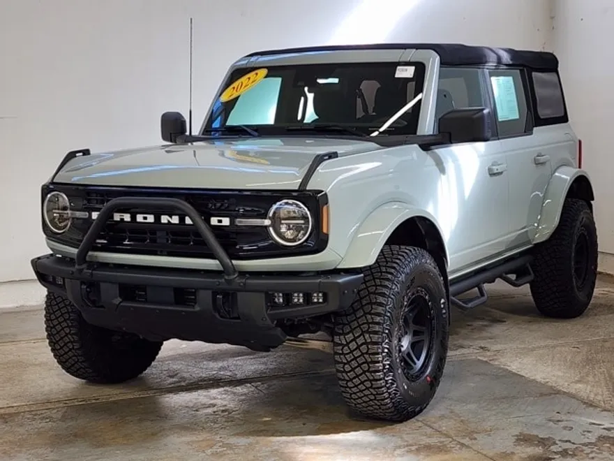 2022 Ford Bronco Base Big Bend Black Diamond Outer Banks photo 1