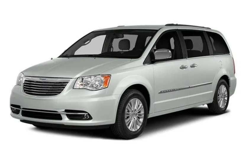 2014 Chrysler Town & Country S photo 1
