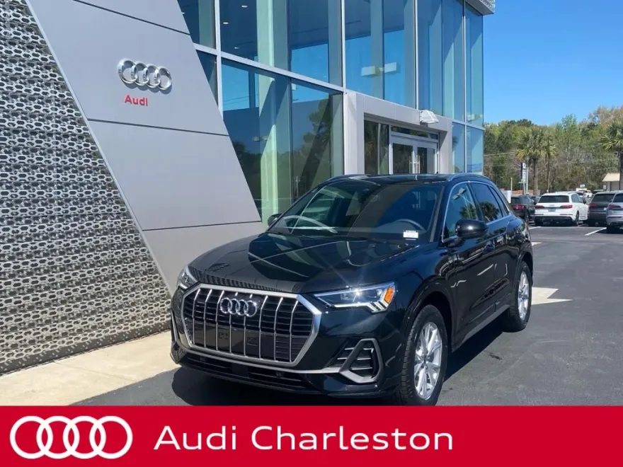 2025 Audi Q3 S line Premium Plus photo 1