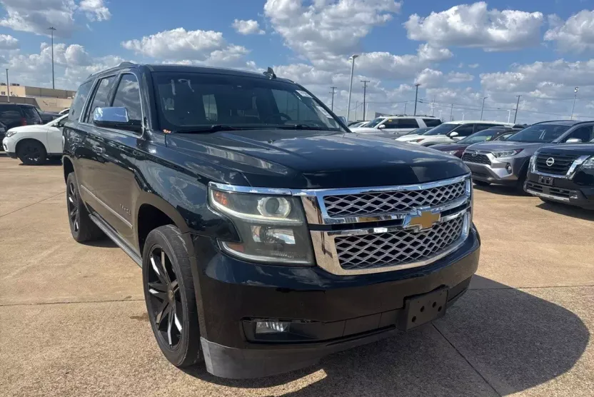 2016 Chevrolet Tahoe LTZ photo 1