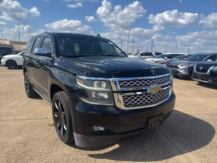 2016 Chevrolet Tahoe LTZ photo 1