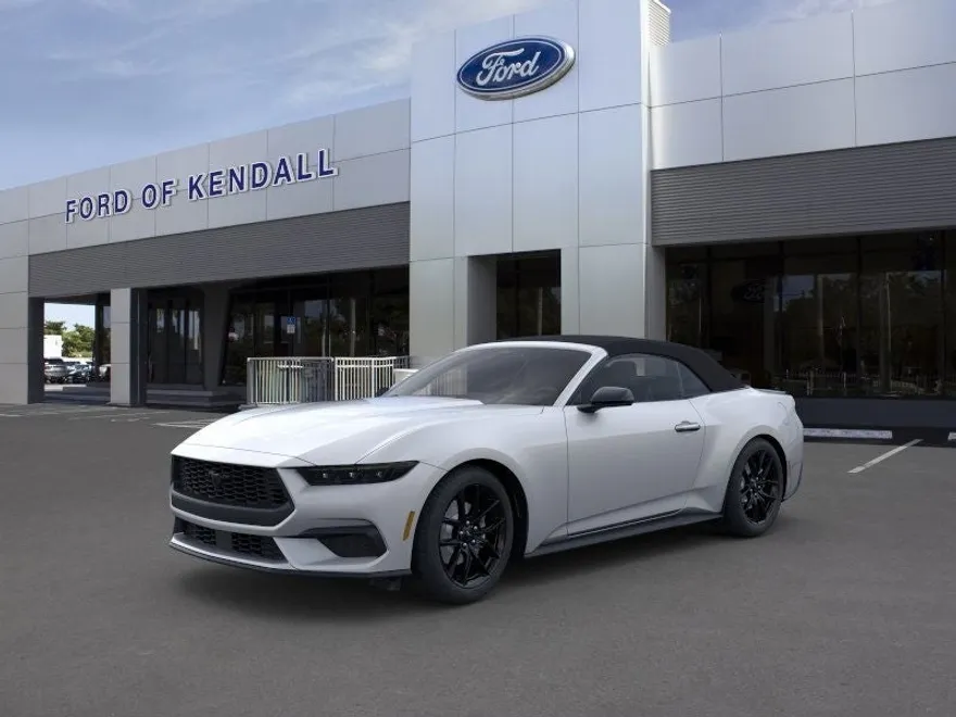 2025 Ford Mustang EcoBoost photo 1